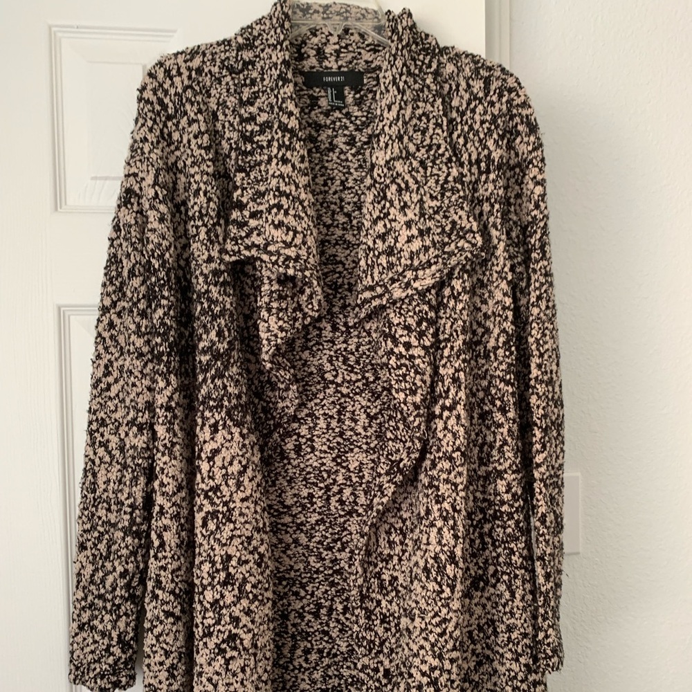 Textured oversized open sweater
L